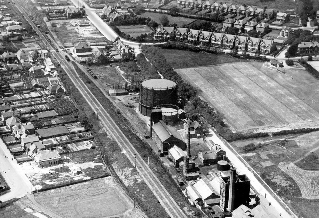 SHO-003 - Bexhill Gasworks c1927