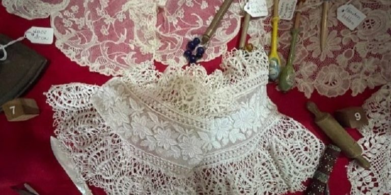 Lace Lace